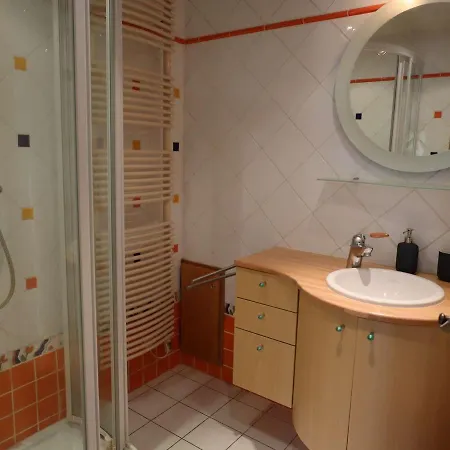 Familial Pour 10 Pers. A Proximite Des Pistes Et Commerces Avec Cheminee Et Wifi - Fr-1-342-232 Beaufort (Savoie)