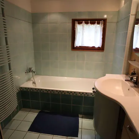 Familial Pour 10 Pers. A Proximite Des Pistes Et Commerces Avec Cheminee Et Wifi - Fr-1-342-232 Beaufort (Savoie)